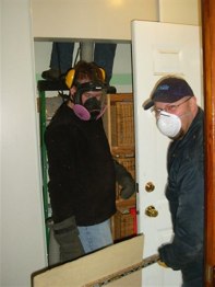 workersm.jpg (15K)